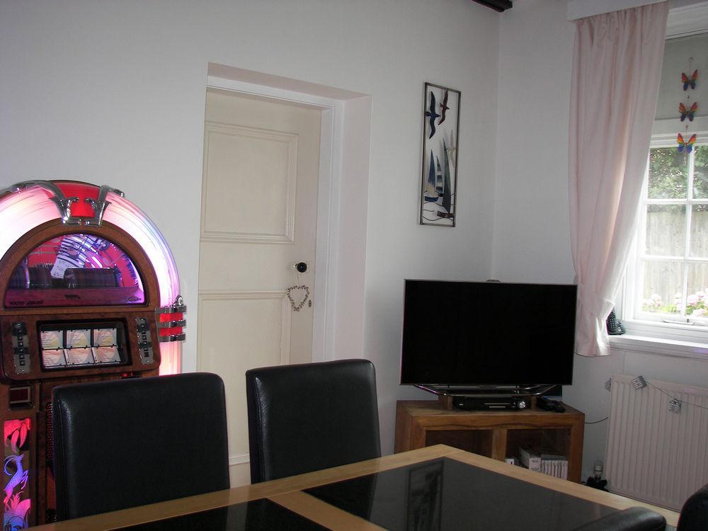 Seaways Cottage Хойлэйк Экстерьер фото